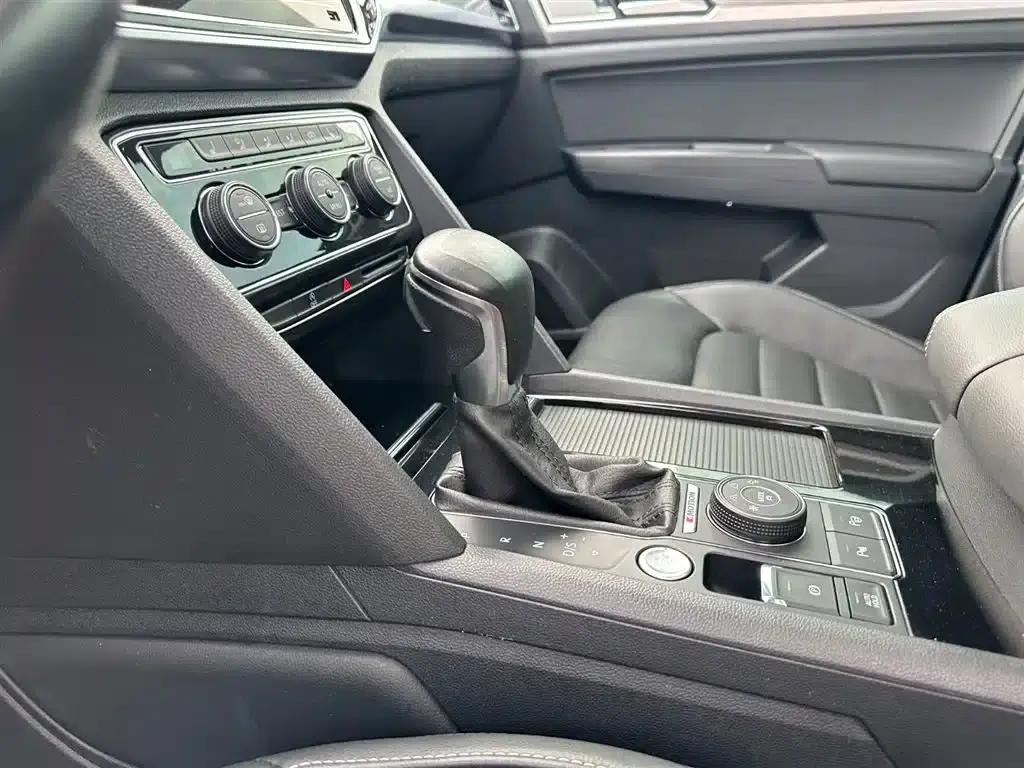 2020 Volkswagen Teramont 380TSI 4WD Luxury Edition (China VI Emission Standard) — миниатюра 15