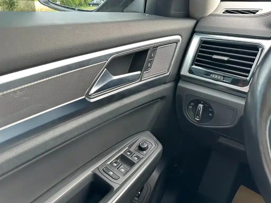 2020 Volkswagen Teramont 380TSI 4WD Luxury Edition (China VI Emission Standard) — миниатюра 23