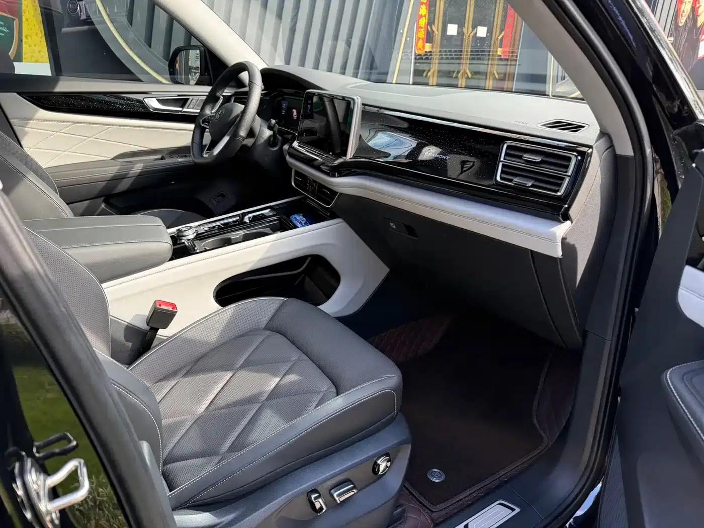 2024 Volkswagen Teramont 380TSI 4WD Dragon Edition — миниатюра 10