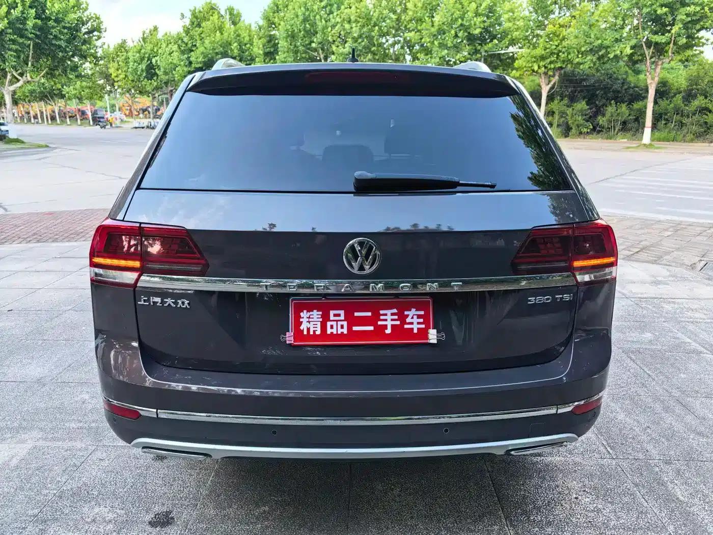 2017 Volkswagen Teramont 330TSI 2WD Luxury Edition — миниатюра 7