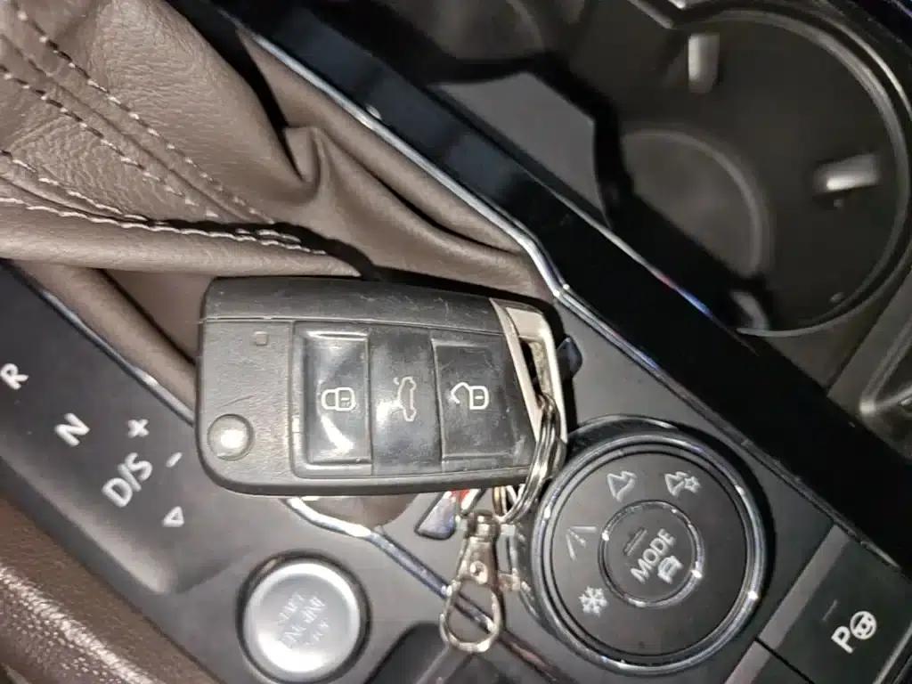 2019 Volkswagen Teramont 380TSI 4WD Flagship Edition (China VI Emission Standard) — миниатюра 9