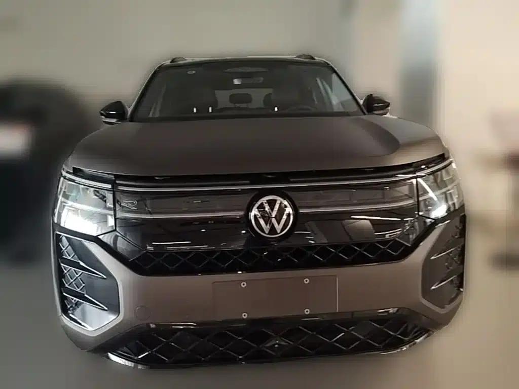 2025 Teramont Pro 450TSI 4WD Summit Edition — миниатюра 5