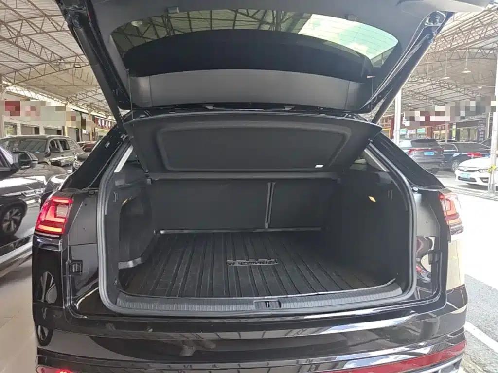 2025 Teramont X 380TSI 4WD Outstanding Edition — миниатюра 19