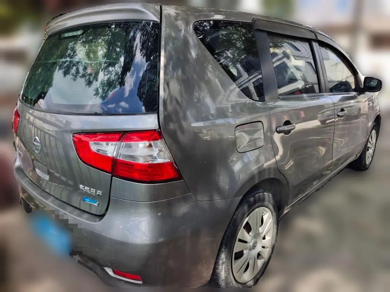 Nissan Livina 2013 1.6XE Manual Comfort Edition — миниатюра 6