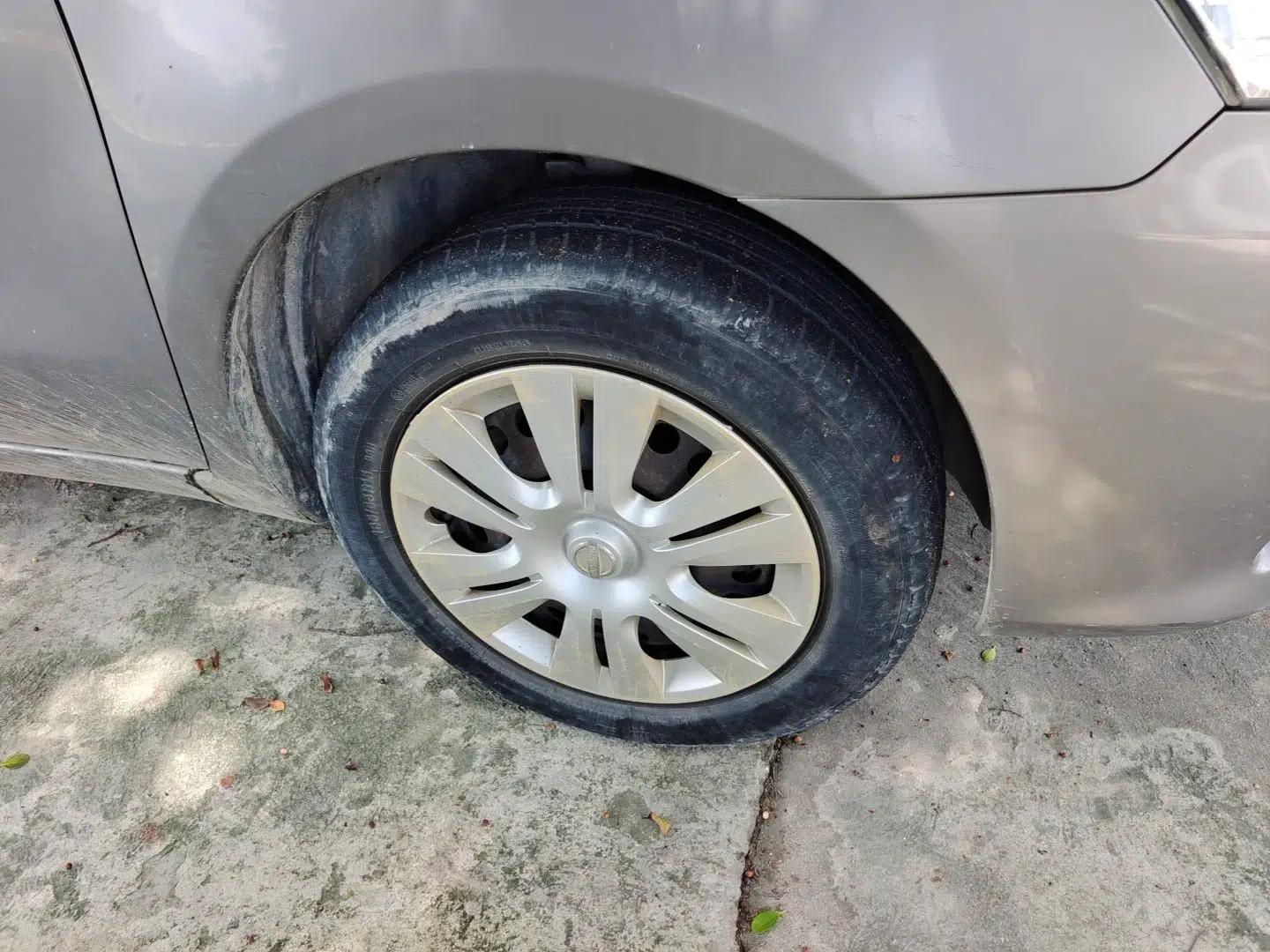 Nissan Livina 2013 1.6XE Manual Comfort Edition — миниатюра 8