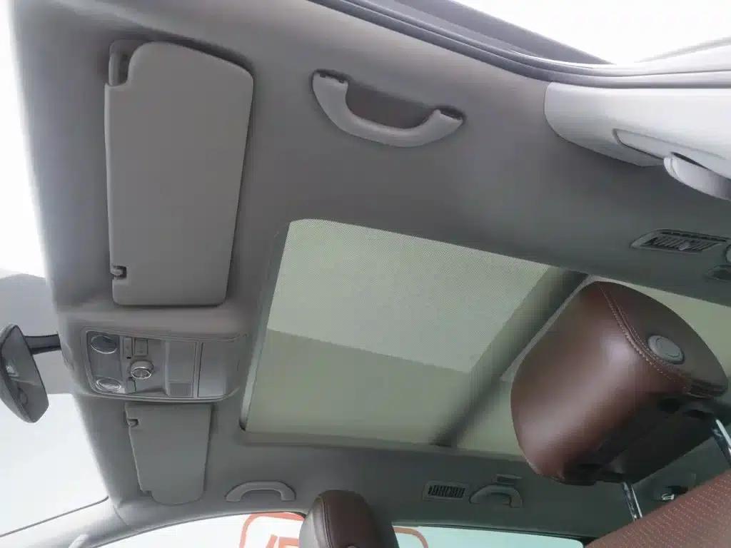 2016 Sharan 380TSI Comfort 7-seater — миниатюра 14