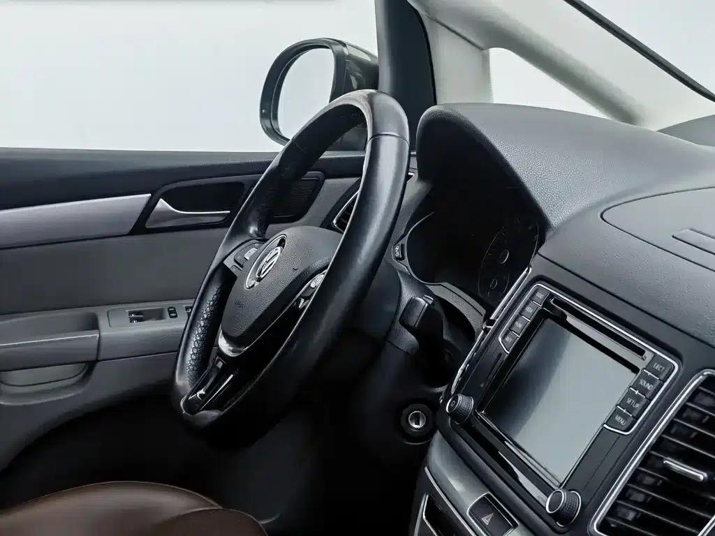 2016 Sharan 380TSI Comfort 7-seater — миниатюра 22