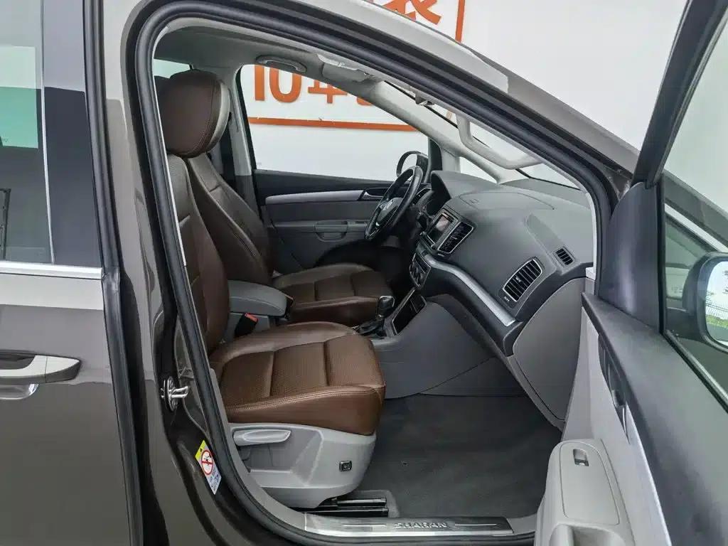 2016 Sharan 380TSI Comfort 7-seater — миниатюра 23
