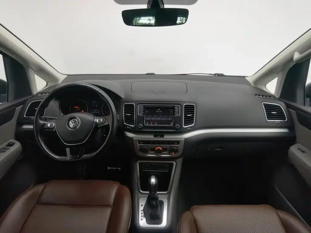 2016 Sharan 380TSI Comfort 7-seater — миниатюра 5