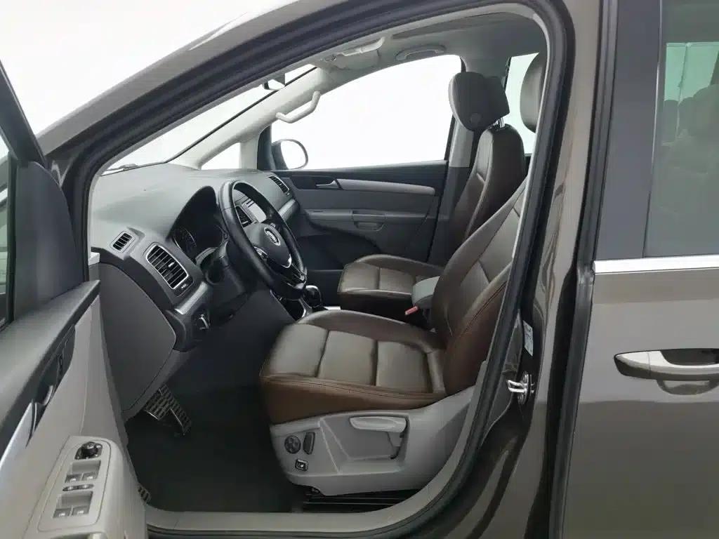 2016 Sharan 380TSI Comfort 7-seater — миниатюра 10