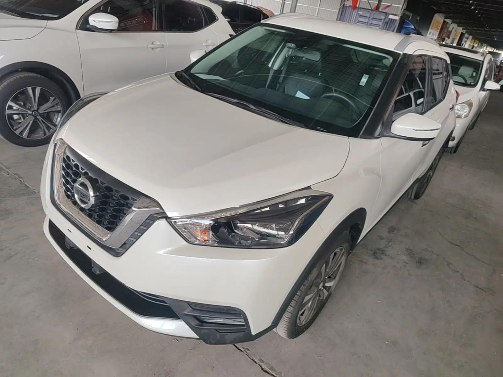 Nissan Kicks 2021 1.5L XV CVT Smart Connect Luxury Edition — миниатюра 1