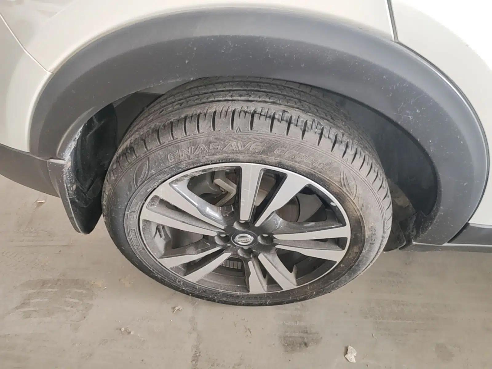 Nissan Kicks 2021 1.5L XV CVT Smart Connect Luxury Edition — миниатюра 11