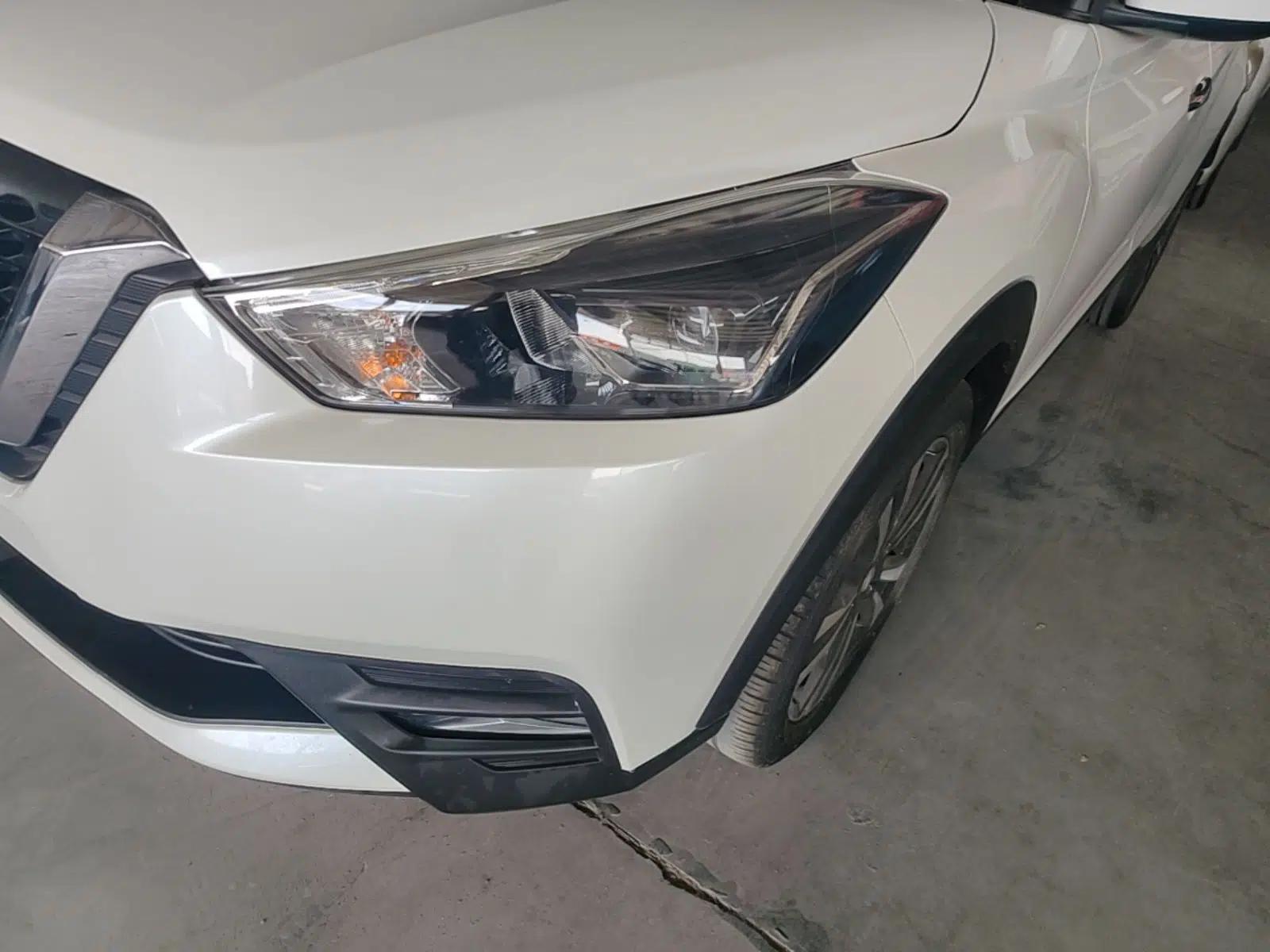 Nissan Kicks 2021 1.5L XV CVT Smart Connect Luxury Edition — миниатюра 8