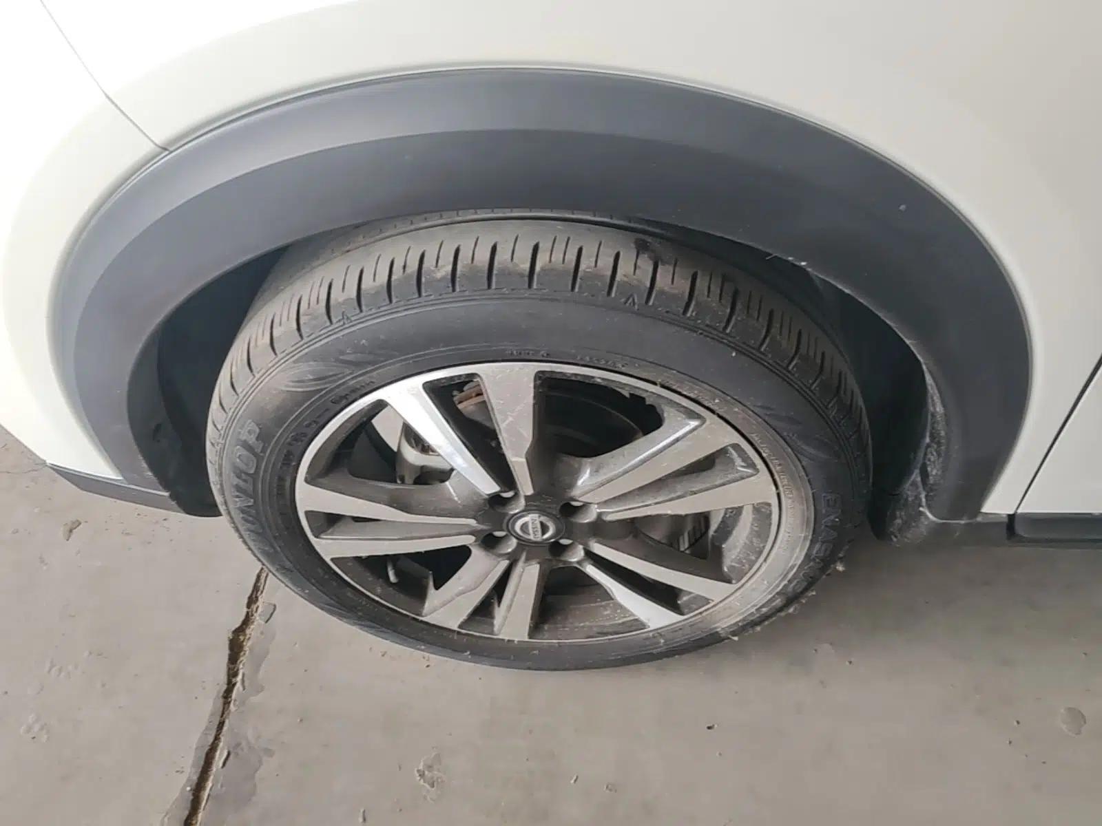 Nissan Kicks 2021 1.5L XV CVT Smart Connect Luxury Edition — миниатюра 10