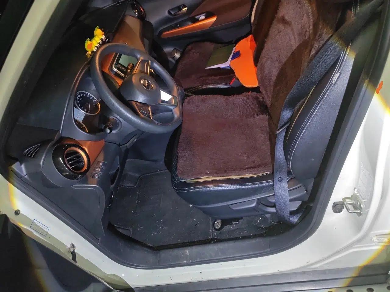 Nissan Kicks 2017 1.5L CVT Cool Enjoy Edition — миниатюра 15