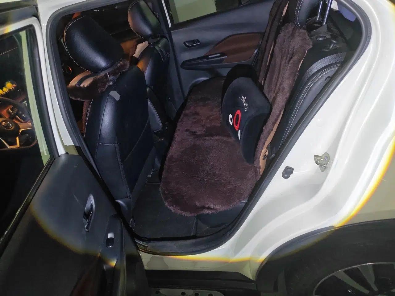 Nissan Kicks 2017 1.5L CVT Cool Enjoy Edition — миниатюра 17