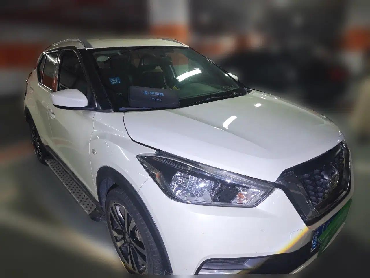 Nissan Kicks 2017 1.5L CVT Cool Enjoy Edition — миниатюра 3