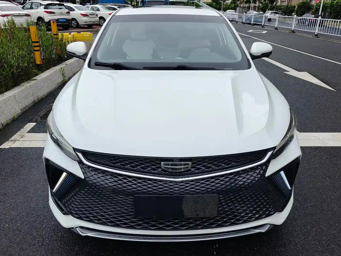 Geely Emgrand L 2022 1.4T CVT Flagship Edition — миниатюра 2