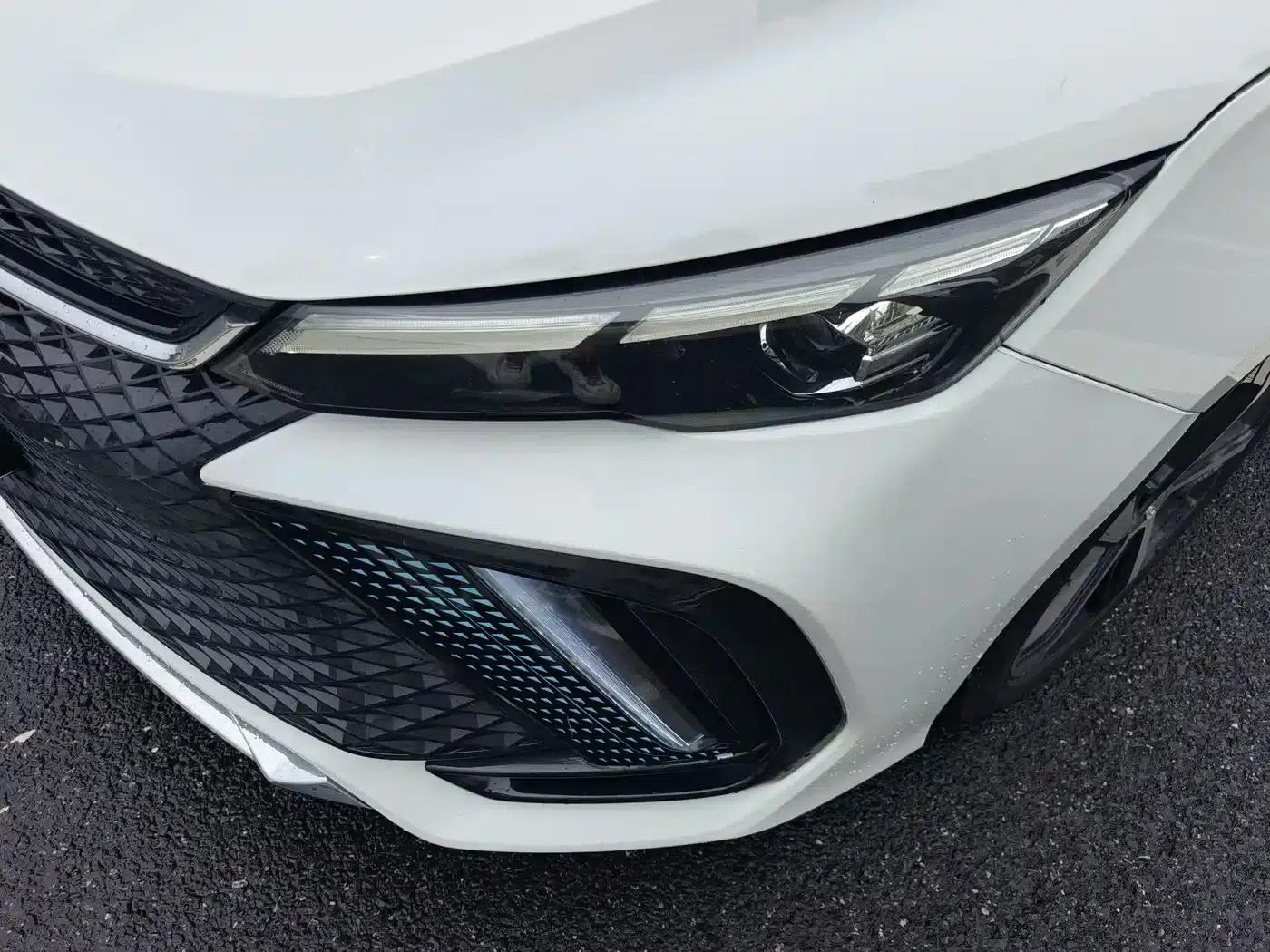 Geely Emgrand L 2022 1.4T CVT Flagship Edition — миниатюра 4