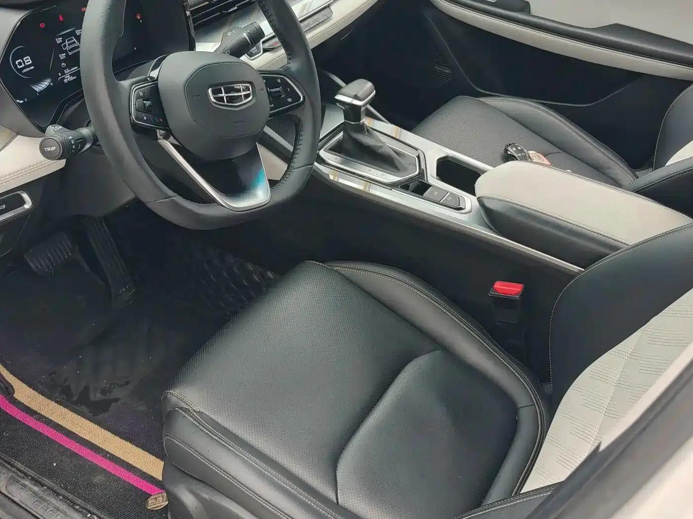 Geely Emgrand L 2022 1.4T CVT Flagship Edition — миниатюра 7