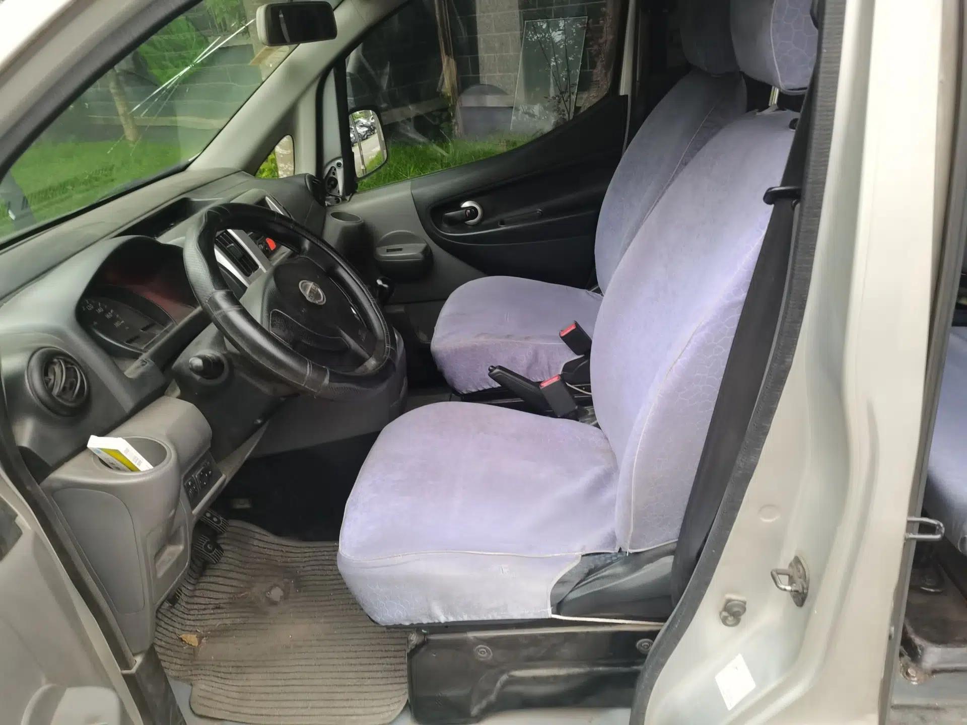 Nissan NV200 2010 1.6L Luxury Model — миниатюра 15