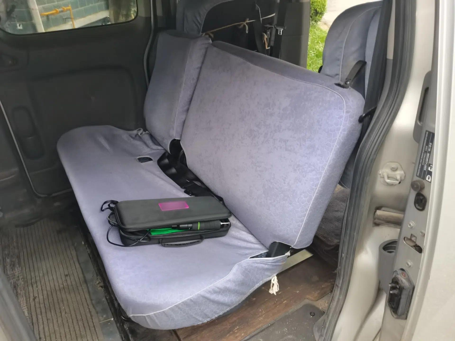 Nissan NV200 2010 1.6L Luxury Model — миниатюра 17