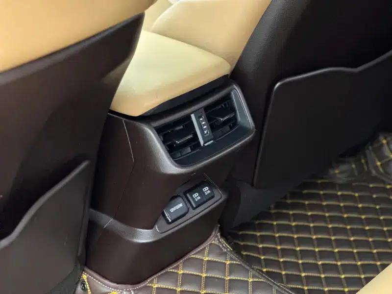 Lexus ES 2020 200 Premium Edition (China VI Emission Standard) — миниатюра 9