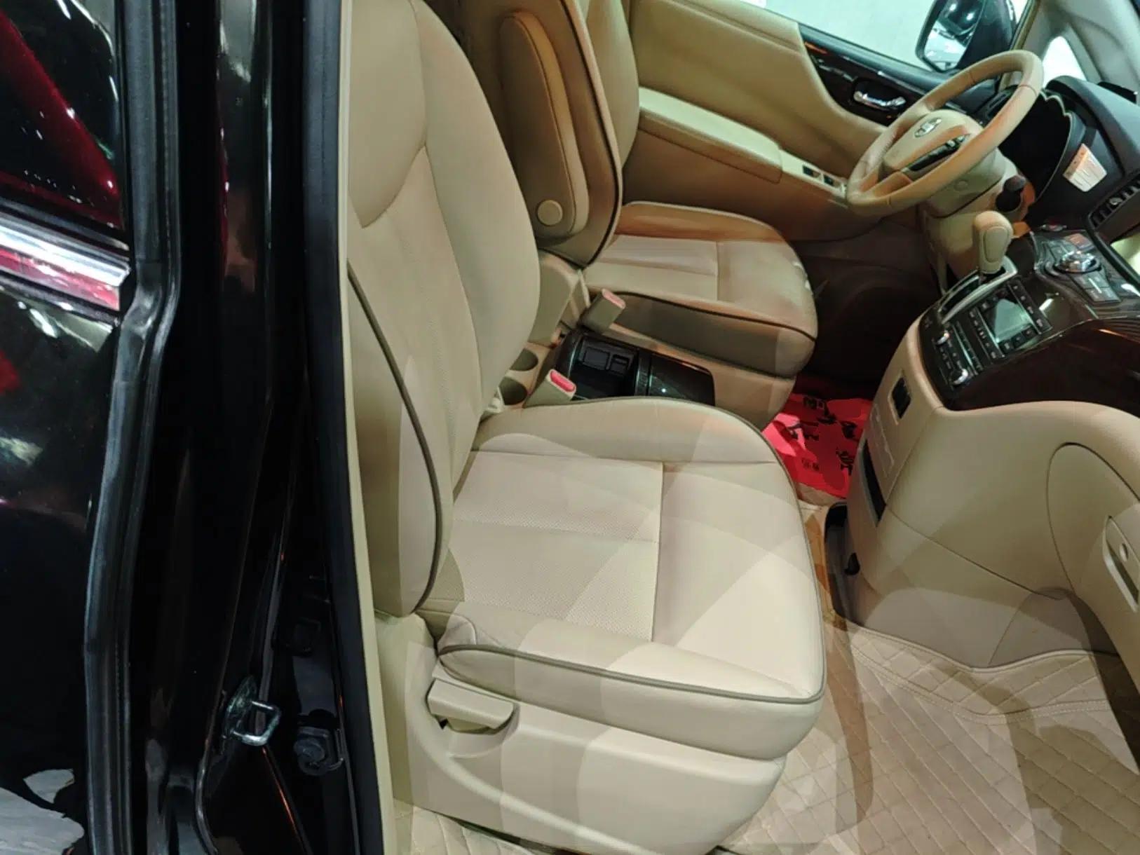 Nissan Quest 2015 3.5L SL — миниатюра 24