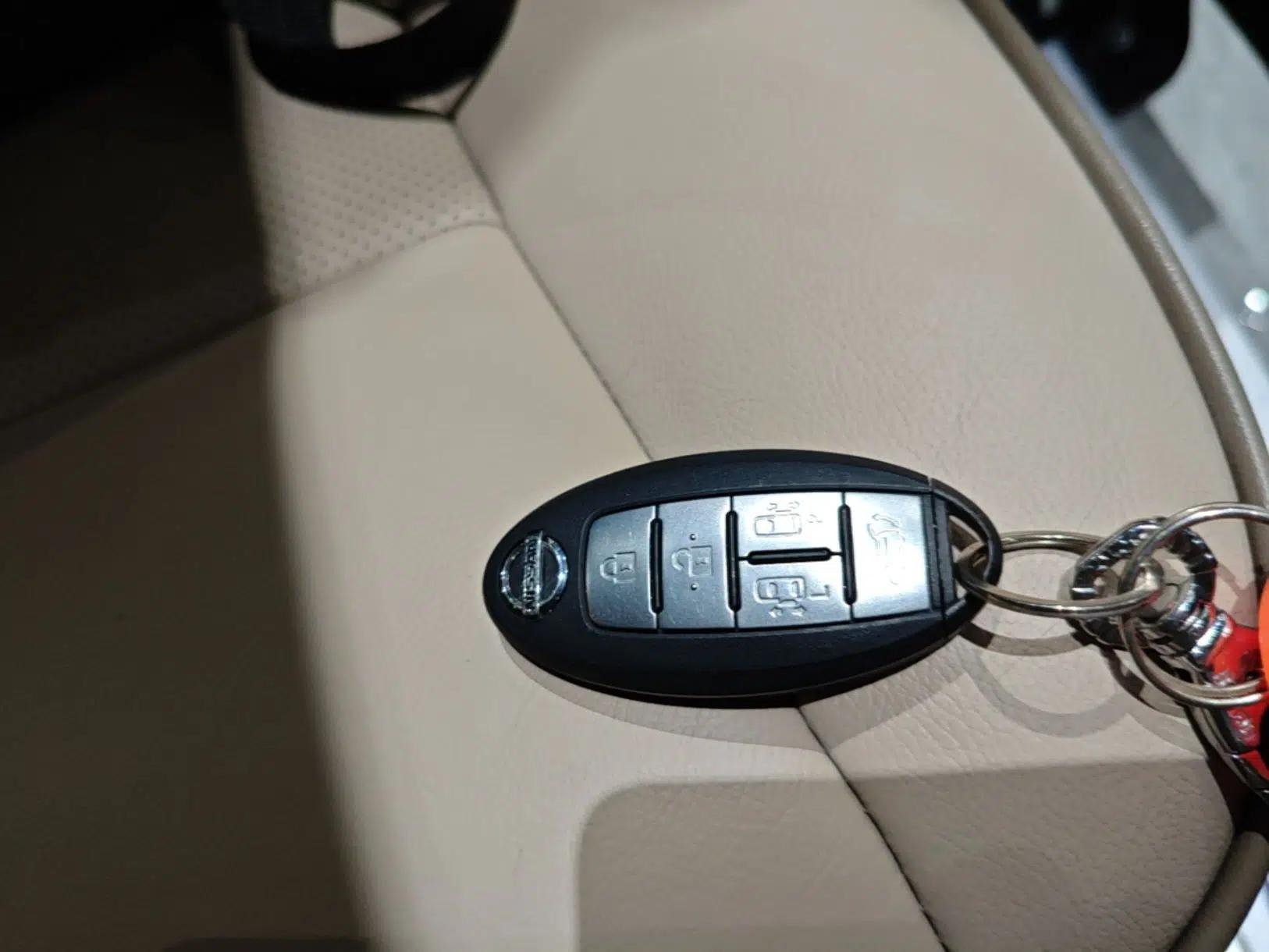 Nissan Quest 2015 3.5L SL — миниатюра 28