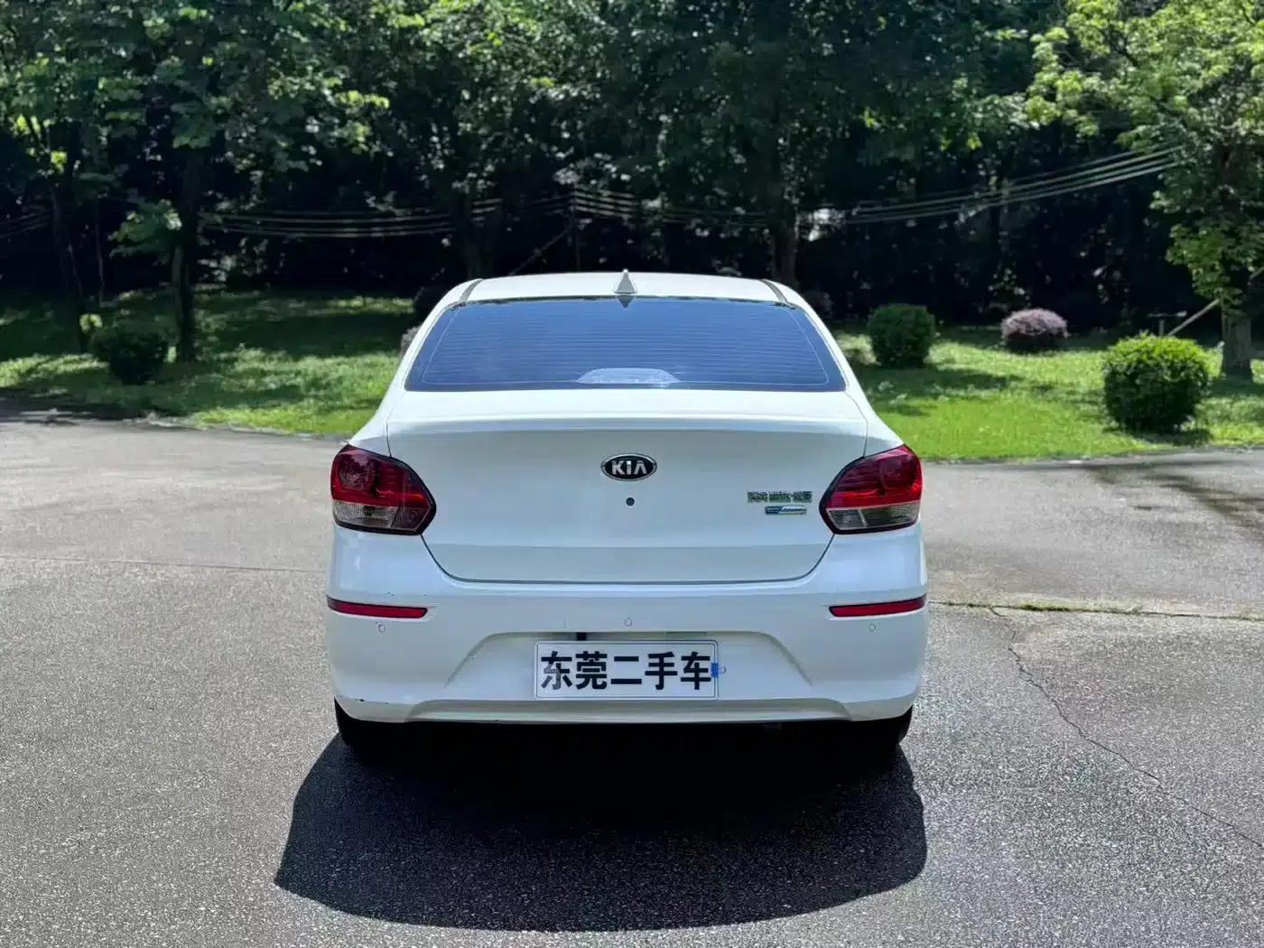 Kia K2 2017 1.4L Automatic Smart Edition Value — миниатюра 11