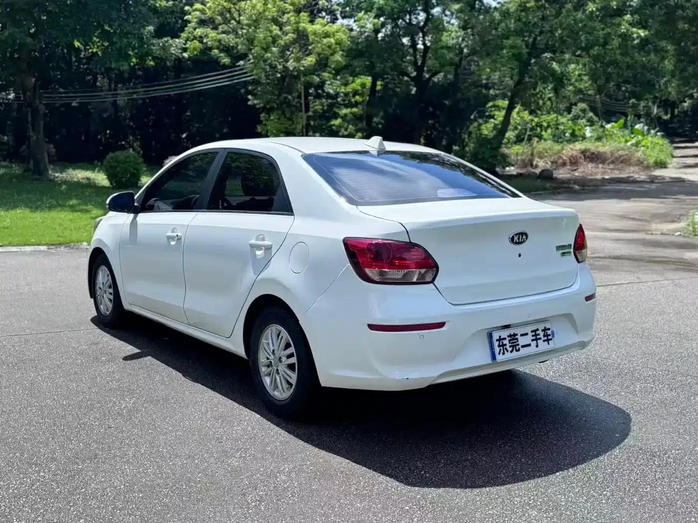 Kia K2 2017 1.4L Automatic Smart Edition Value — миниатюра 10