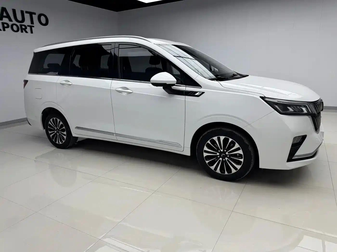 Wuling Jiachen 2022 1.5T CVT Premium Flagship Edition — миниатюра 3