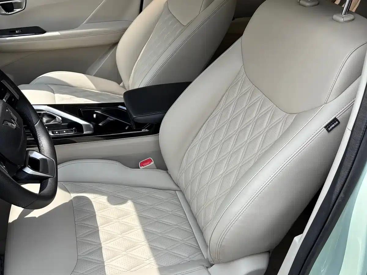 Wuling Jiachen 2022 1.5T CVT Premium Flagship Edition — миниатюра 12