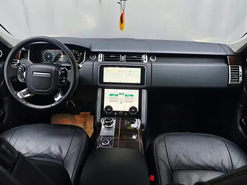 Range Rover 2021 3.0 L6 Legendary Long Wheelbase Classic Edition — миниатюра 18