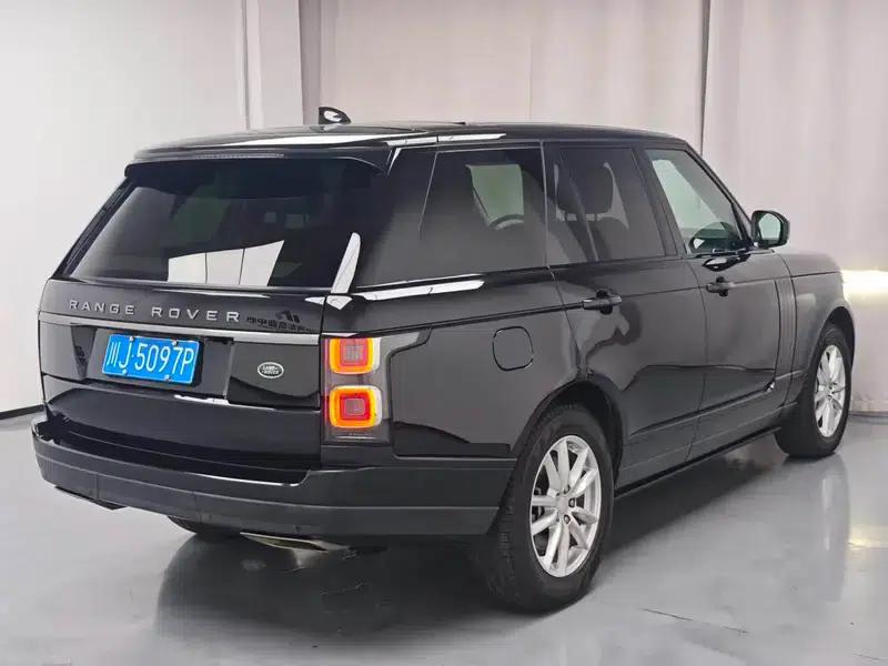 Range Rover 2021 3.0 L6 Legendary Long Wheelbase Classic Edition — миниатюра 7