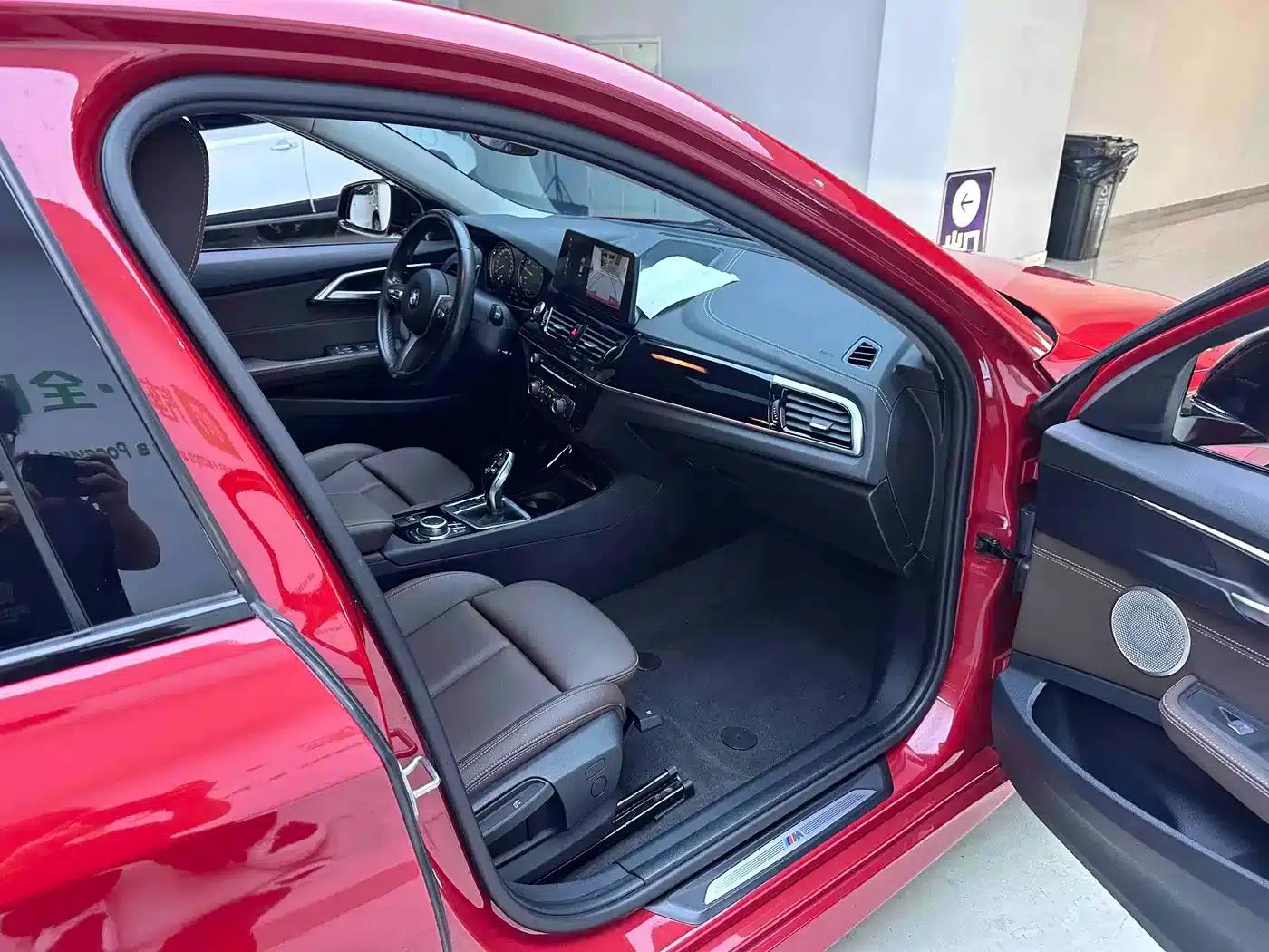 BMW 1 Series 2021 Facelift 120i M Sport Shadow Edition — миниатюра 11