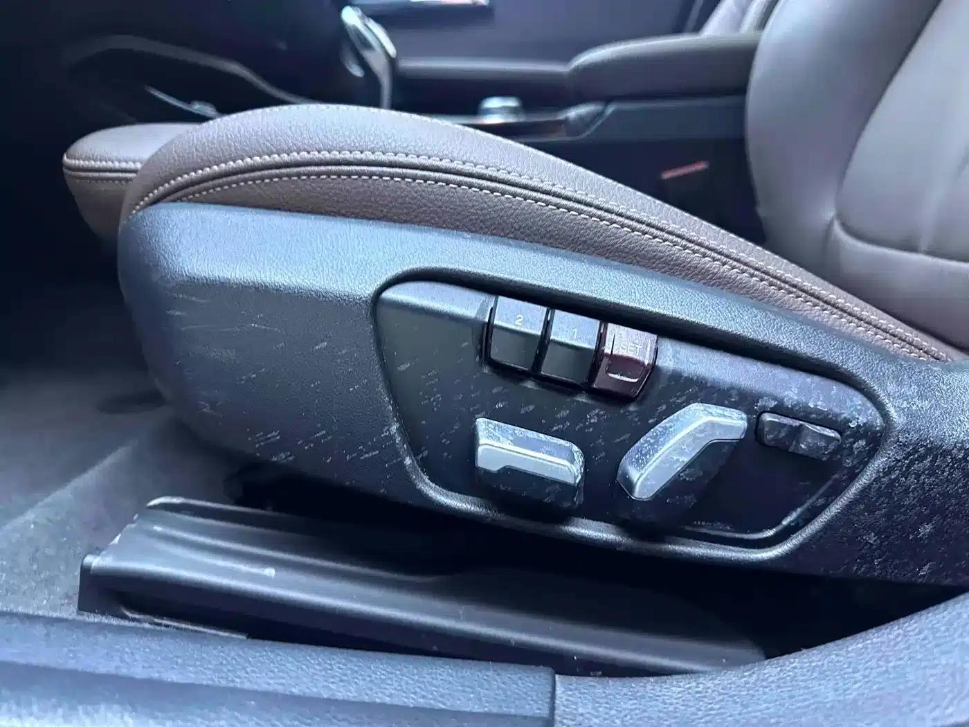 BMW 1 Series 2021 Facelift 120i M Sport Shadow Edition — миниатюра 12