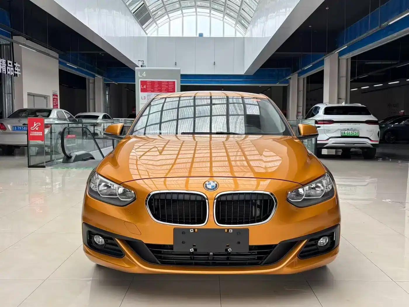 BMW 1 Series 2018 118i Fashion Edition — миниатюра 2