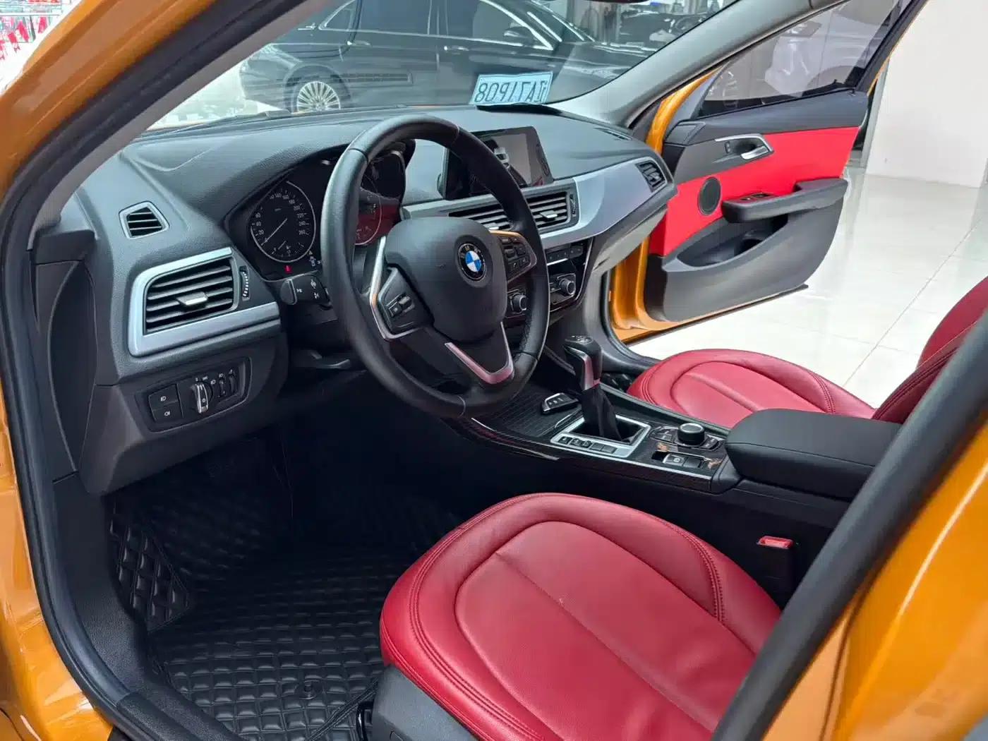 BMW 1 Series 2018 118i Fashion Edition — миниатюра 7