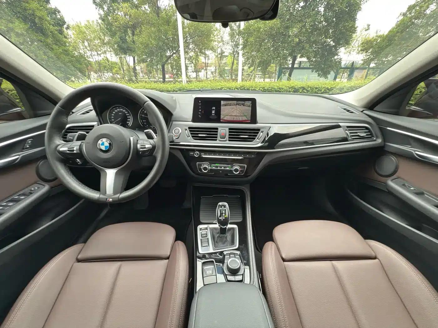 2020 BMW 1 Series 125i Leading M Sport Package — миниатюра 8