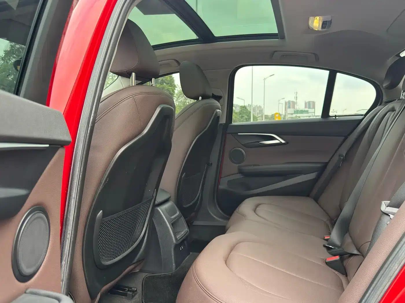 2020 BMW 1 Series 125i Leading M Sport Package — миниатюра 9
