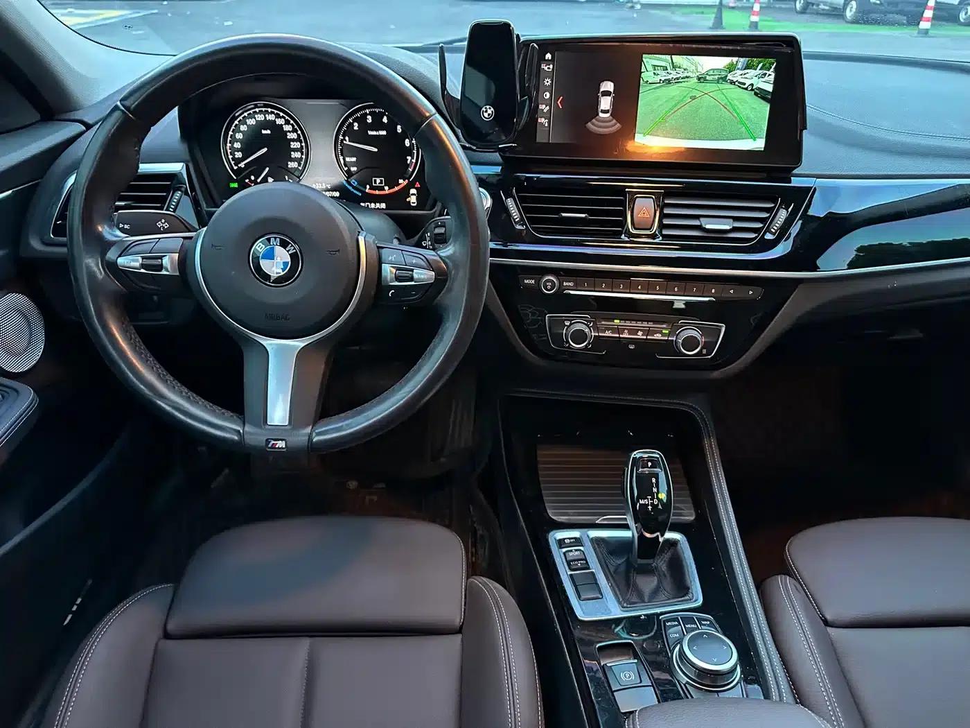 2022 BMW 1 Series 120i M Sport Shadow Edition — миниатюра 8