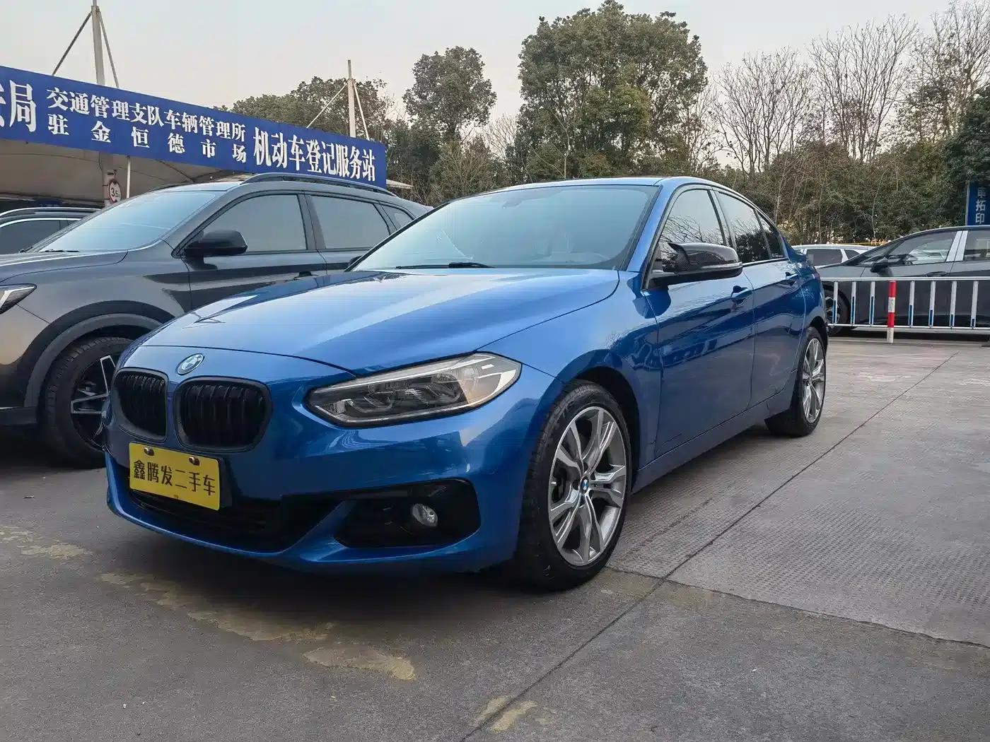 2018 BMW 1 Series 120i Design Package — миниатюра 1