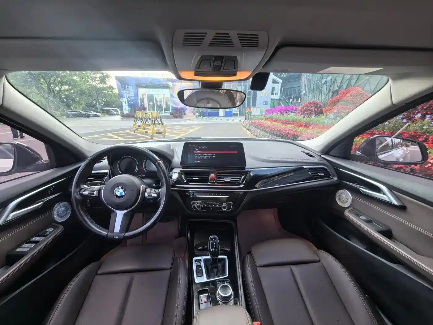 2020 BMW 1 Series 120i M Sport Package — миниатюра 5