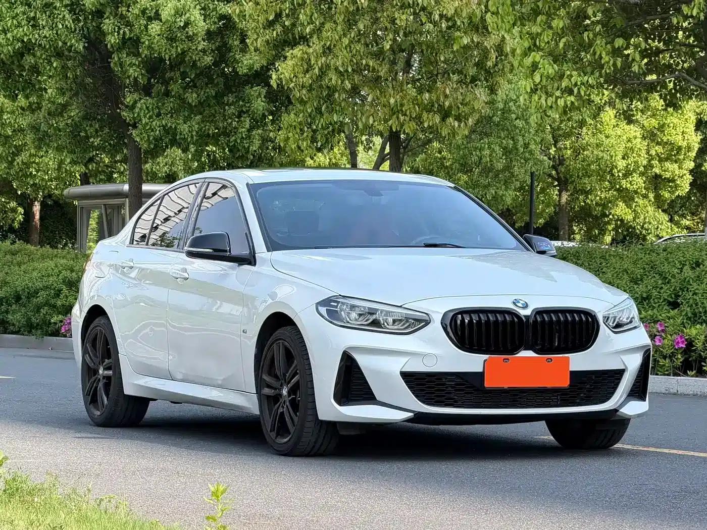 BMW 1 Series 2021 125i M Sport Shadow Edition — миниатюра 3