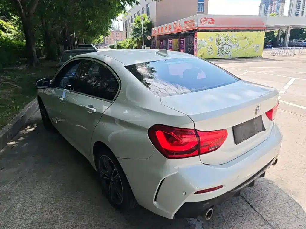 2021 BMW 1 Series 120i M Sport — миниатюра 5