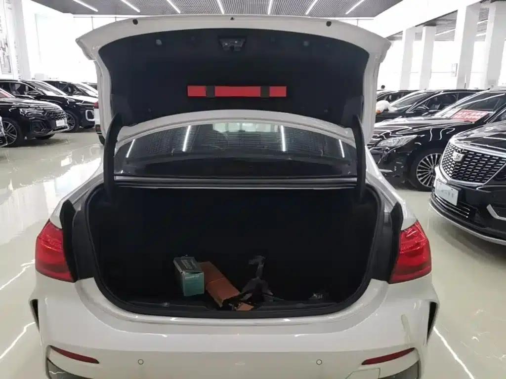 2021 BMW 1 Series 120i M Sport Shadow Edition — миниатюра 19