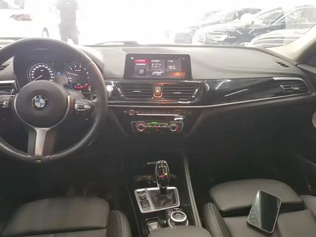 2021 BMW 1 Series 120i M Sport Shadow Edition — миниатюра 10