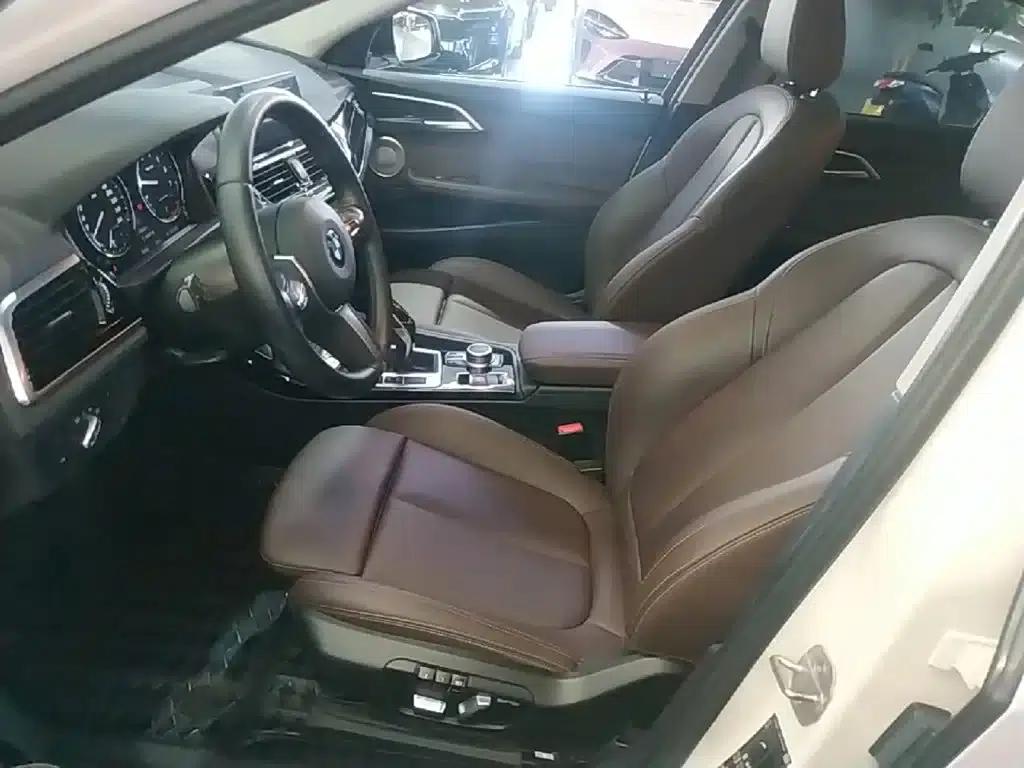 2021 BMW 1 Series 120i M Sport Shadow Edition — миниатюра 15