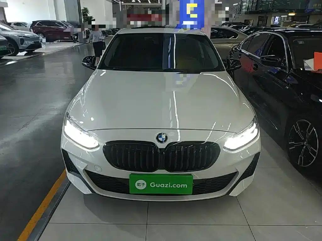 2021 BMW 1 Series 120i M Sport Shadow Edition — миниатюра 3